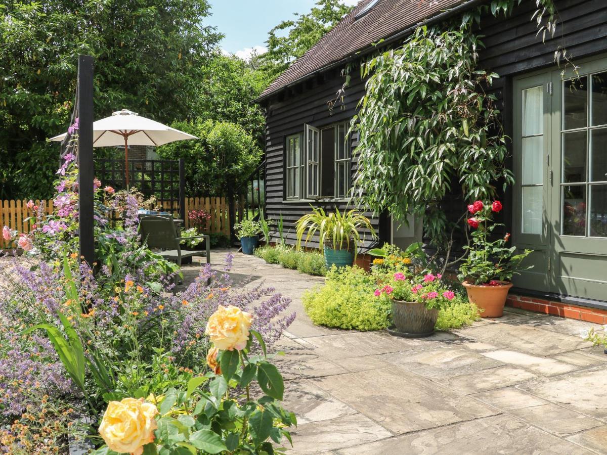 The Barn At Sandhole Cottage ทอนบริดจ์ ภายนอก รูปภาพ